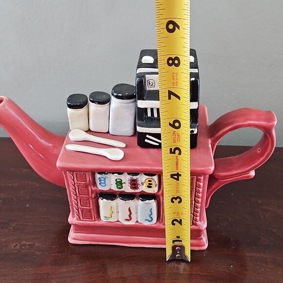 Vintage Ceramic Teapot with Restaurant Counter Design - Picture 9 of 9